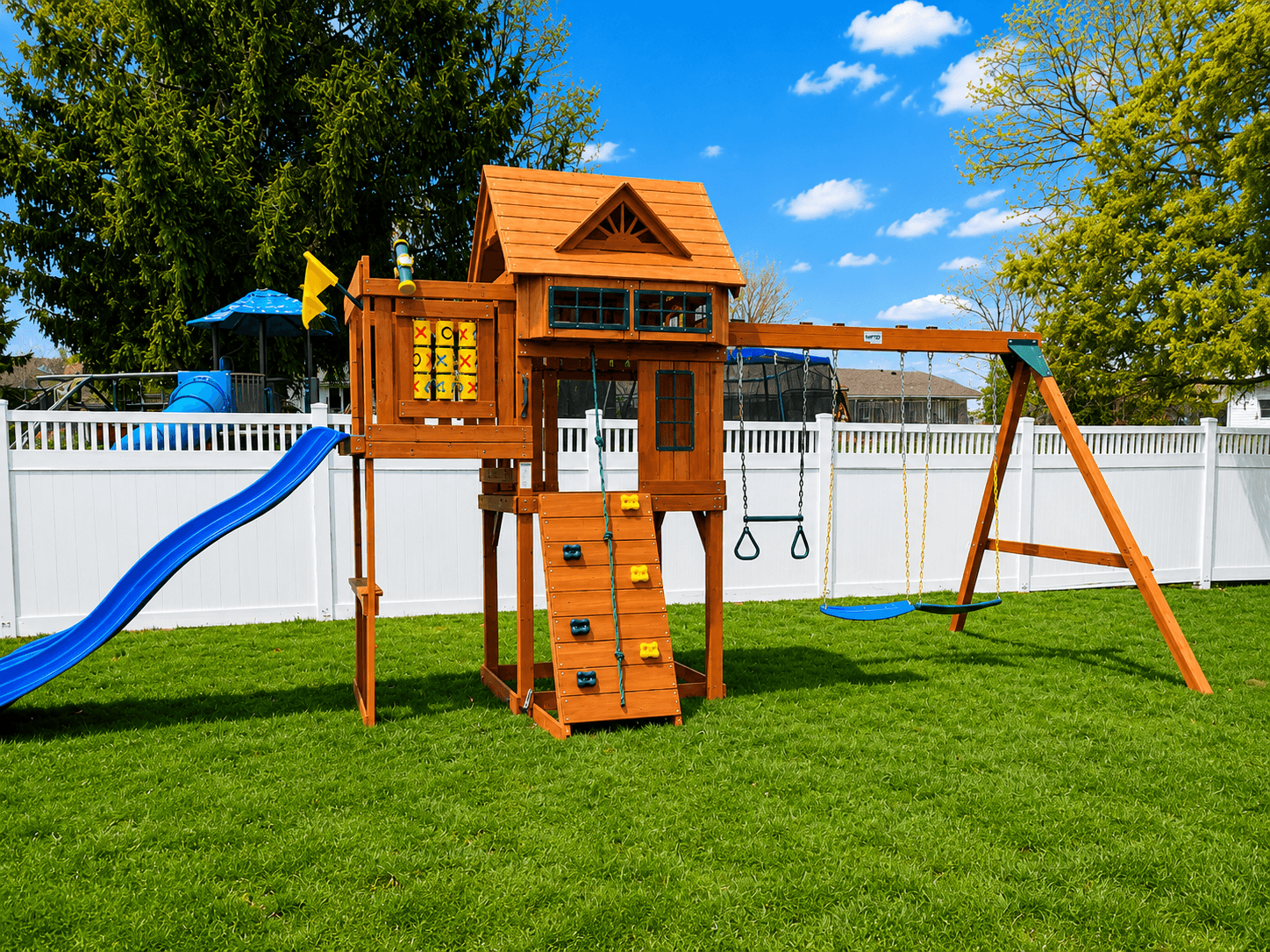 Outdoor playset assembly